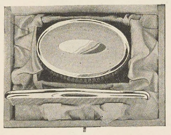 Catalog evidence for Infants’ or Child’s Military Hair Brush Set · No. 93802