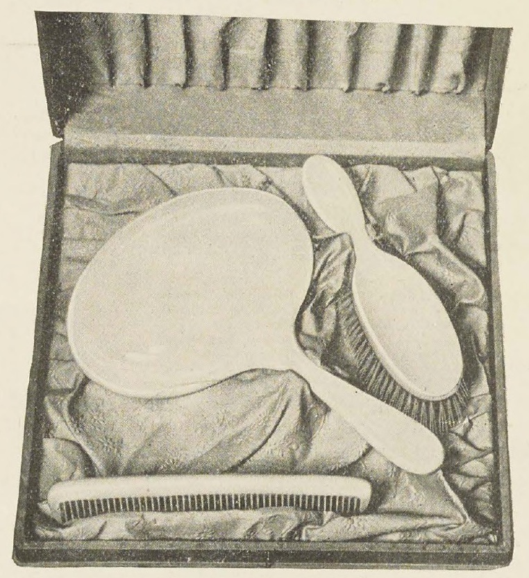 Catalog evidence for Three Piece Toilet Set
