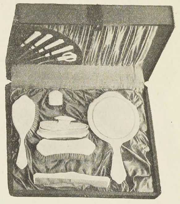 Catalog evidence for Eleven Piece Toilet and Manicure Set