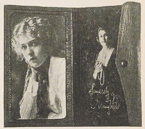 Catalog evidence for Pocket Photo Case