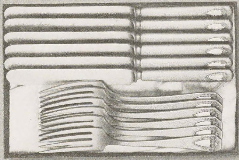 Catalog evidence for 1847 Rogers Bros. Heraldic — Six No.59 Medium Knives and Six Heraldic Flat Handle Medium Forks
