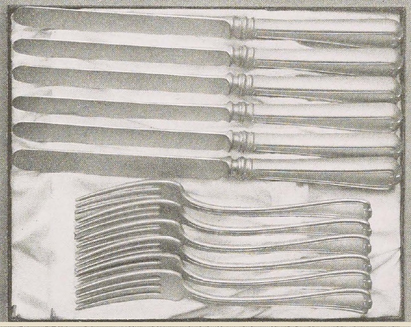 Catalog evidence for 1847 Rogers Bros. Cromwell — Six Hollow Handle Medium Knives and Six Flat Handle Medium Forks